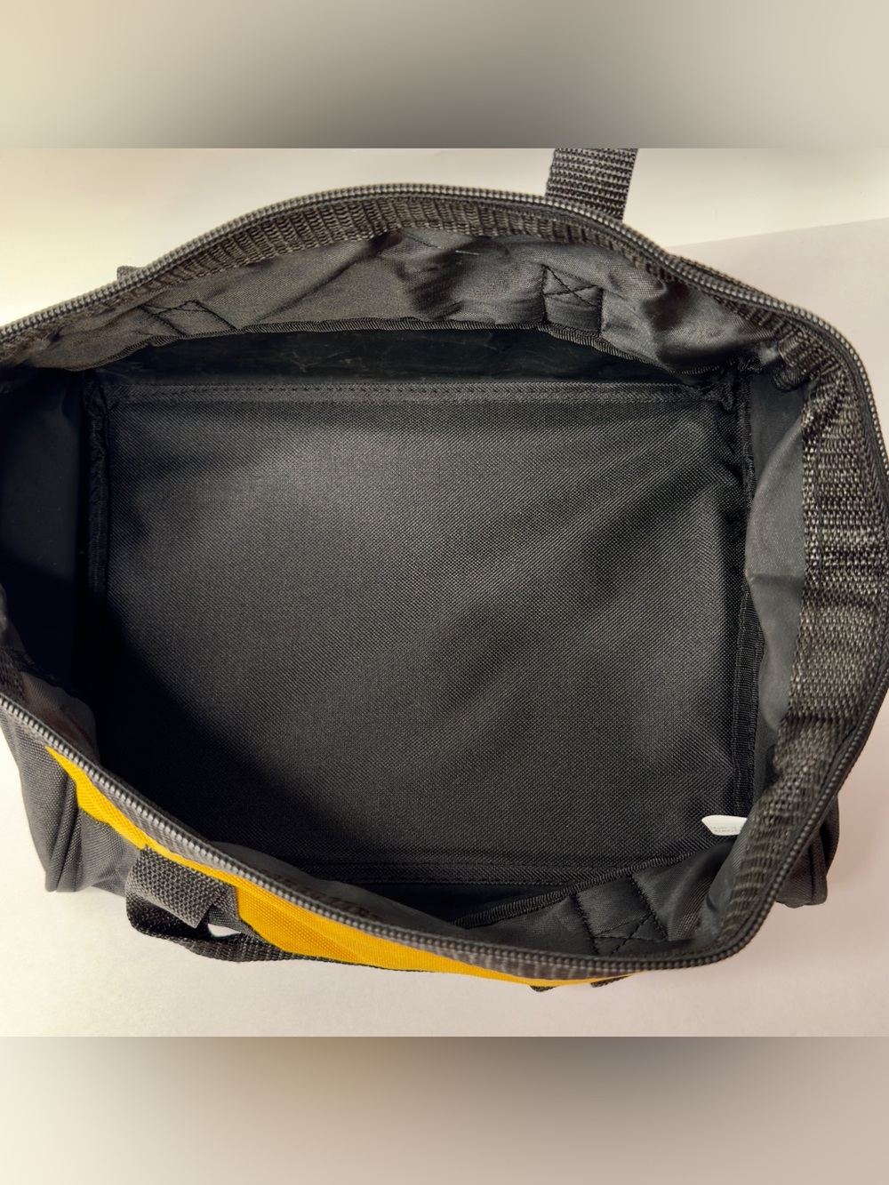 Dewalt Geuine OEM  11x9x6 Nylon Tool Bag (N294699) - Picture 5 of 11